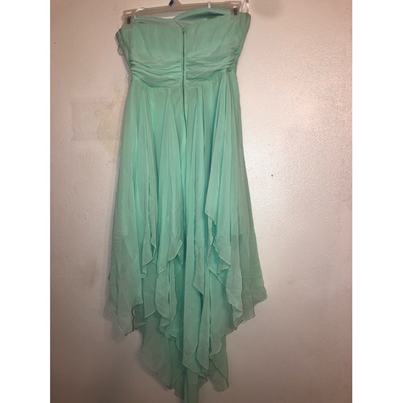 Mint homecoming dress 👗👠 - Picture 3 of 3